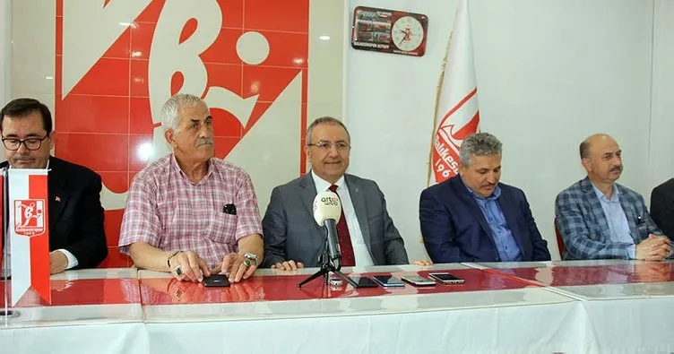 Balıkesirspor Baltok Başkanı Mustafa Bahçeci istifa etti