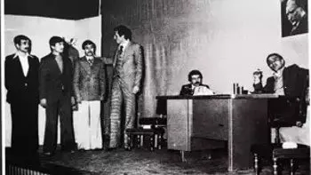 baskan-erdogan-sahnelerin-tozunu-attirmis-tiyatro-oyunu-yonetmis-rol-almis-turneye-cikmis-1691956198908.jpg