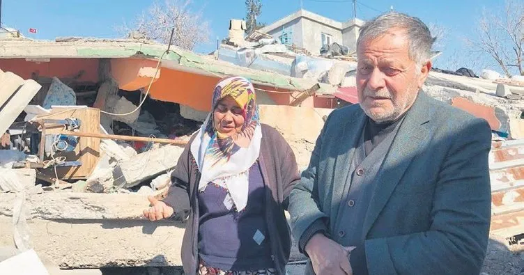 Çocukları olmadı evlat edindikleri 3 çocuklarını da deprem aldı