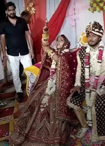 Düğünde panik! Gelin 5 saniyede 4 el ateş edip kayıplara karıştı: O anlar kamerada