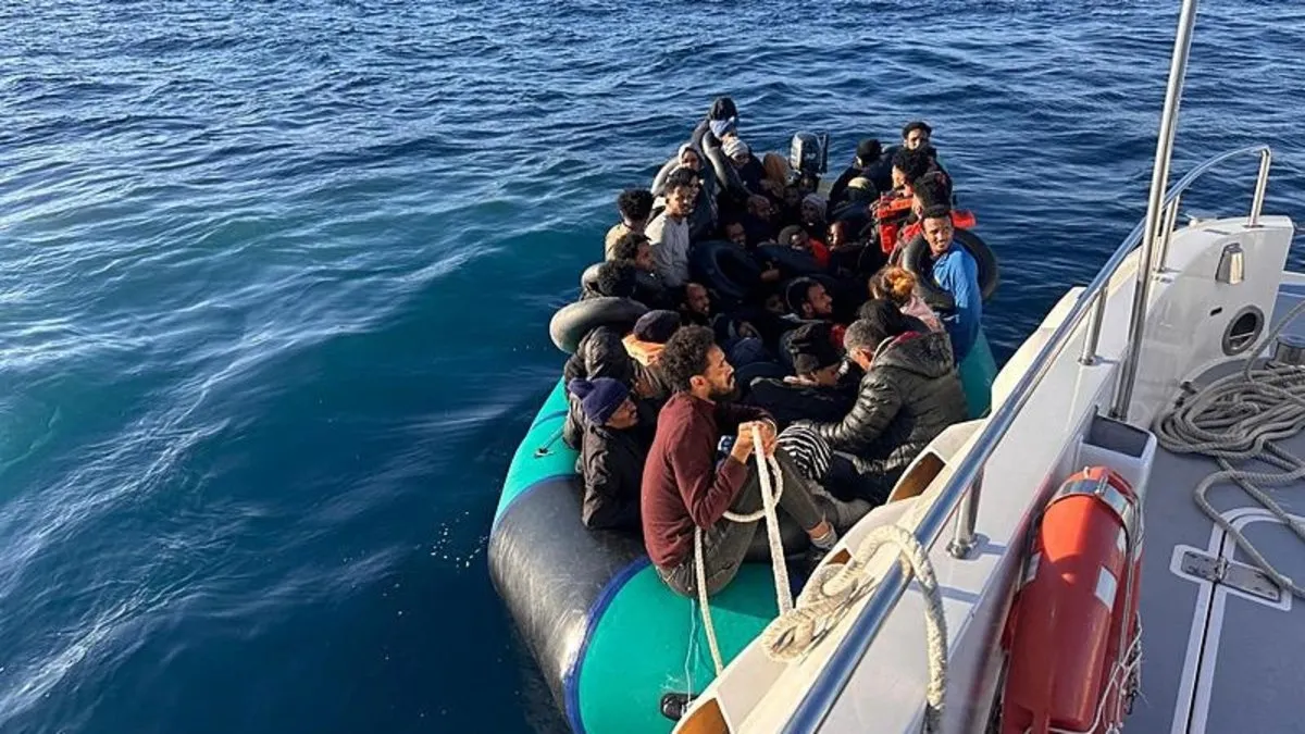 İzmir'de 86 düzensiz göçmen yakalandı