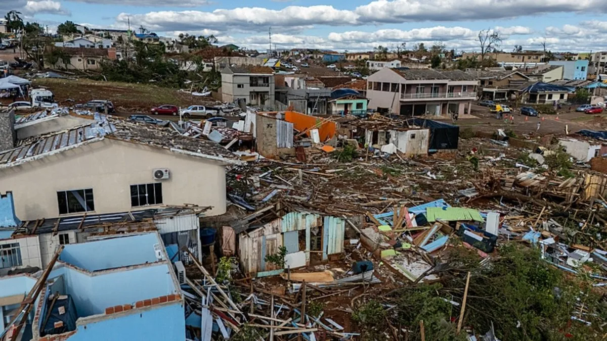 Brezilya’yı kasırga vurdu: 6 ölü Brezilya’yı kasırga vurdu: 6 ölü