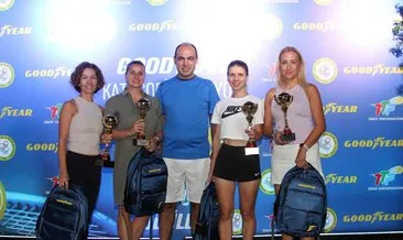 Senyör tenisçilere kupaları verildi #adana