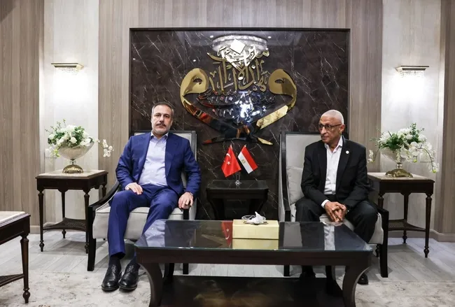 disisleri-bakani-hakan-fidan-misirda-1722772067424.jpg