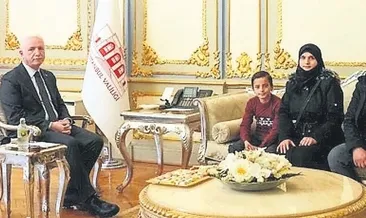 Vali Gül’den küçük Ahmet’e jest