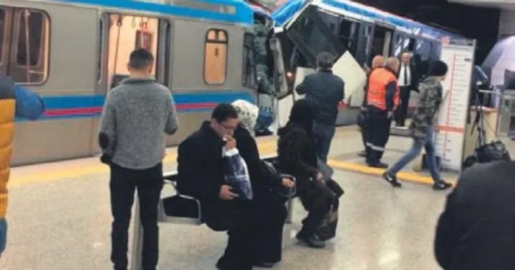 İki tramvay çarpıştı 14 yolcu yaralandı