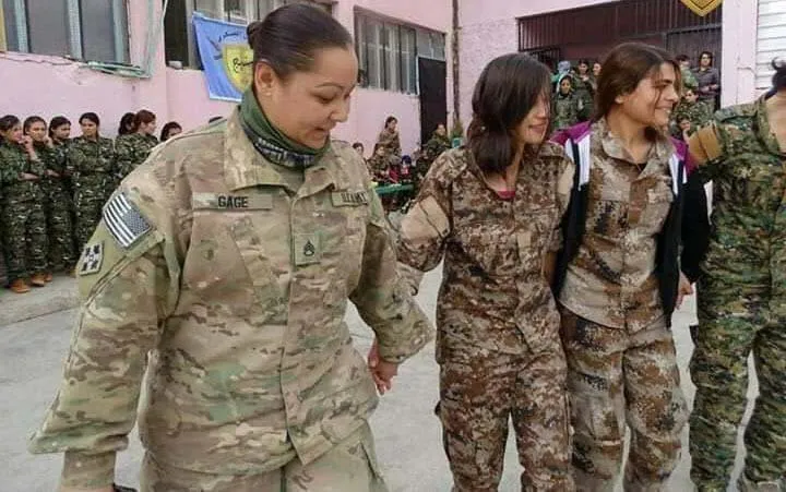 İşte ABD’li kadın askerin skandal görüntüsü!