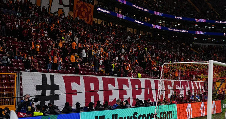 Galatasaray tribünleri Gazze’yi unutmadı! Liverpool maçı öncesi büyük destek...