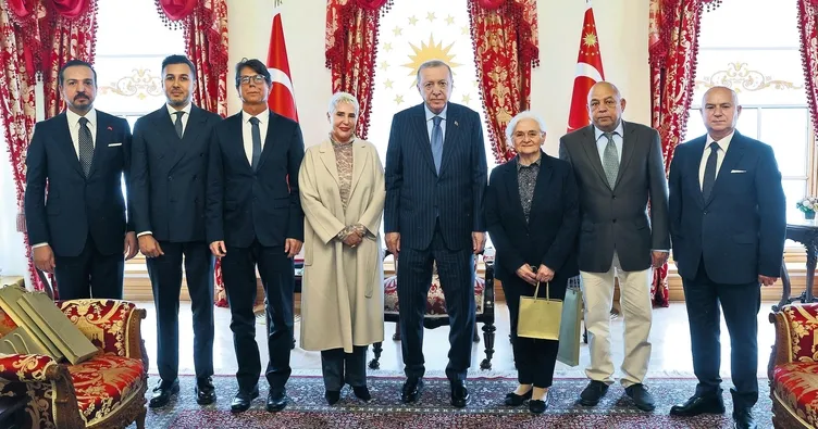 Demokrasi şehitlerine vefa