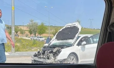 Kayseri’de iki otomobil kafa kafaya çarpıştı: 3’ü çocuk, 8 yaralı! #kayseri
