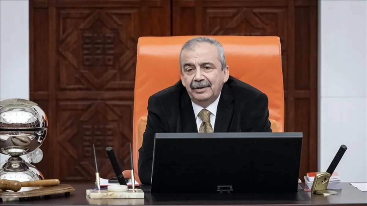 SON DAKİKA | Sırrı Süreyya Önder'e veda ! İlk tören AKM'de yapıldı