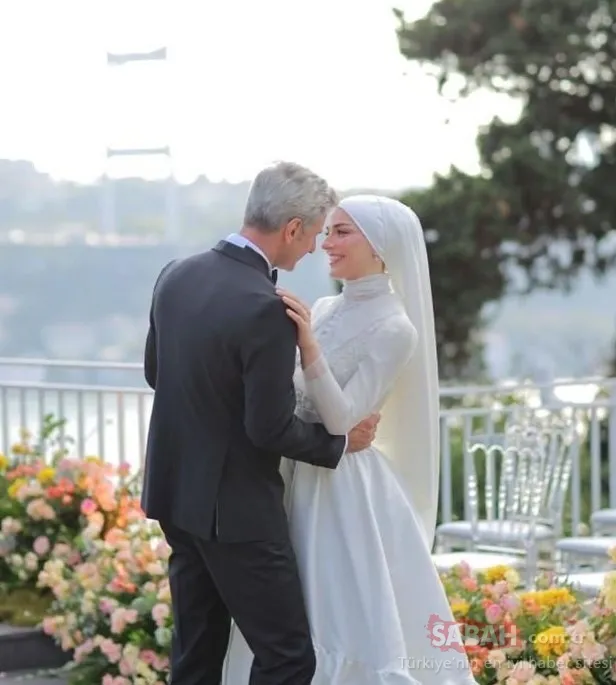 Uğur Bilgin evlilik yıl dönümünü yaptığı paylaşımla kutladı: Seni çok seviyorum!