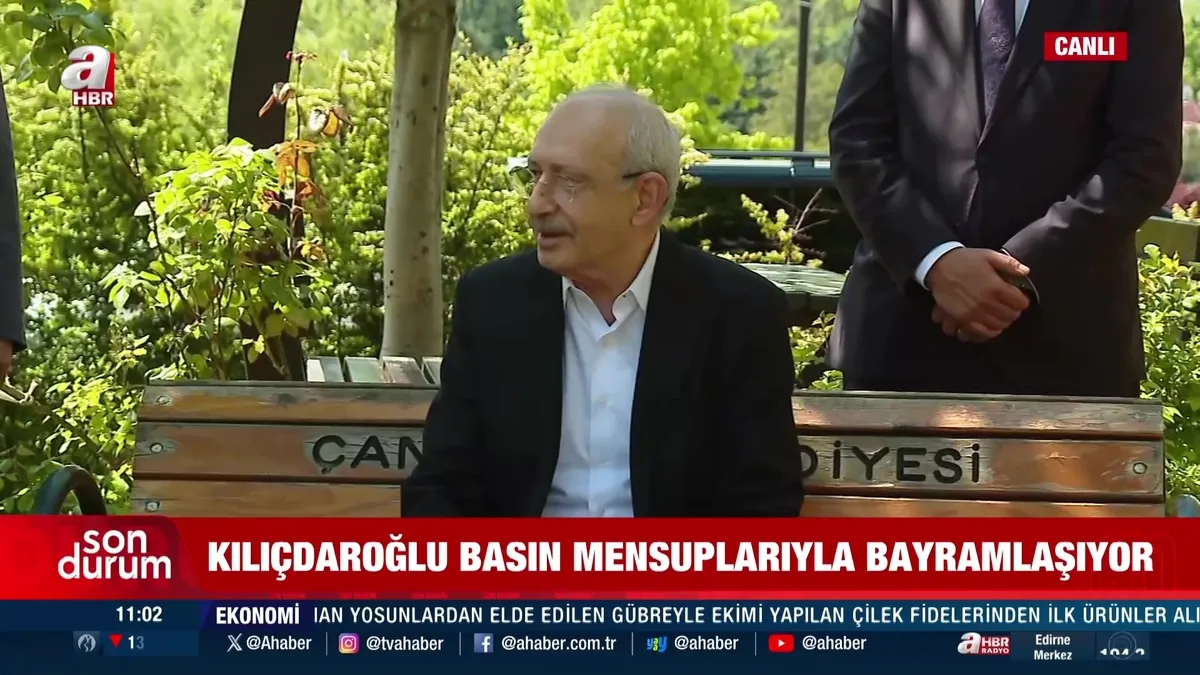 SON DAKİKA… Kemal Kılıçdaroğlu kurultay için tarih verdi! Özgür Özel’in talebine net cevap: Genel Başkan kurultayla seçilir videosunu izle SON DAKİKA… Kemal Kılıçdaroğlu kurultay için tarih verdi! Özgür Özel’in talebine net cevap: Genel Başkan kurultayla seçilir videosunu izle