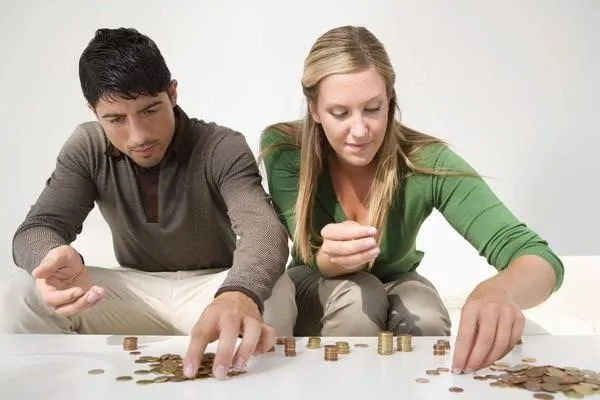 Evli çiftler için para biriktirme stratejileri