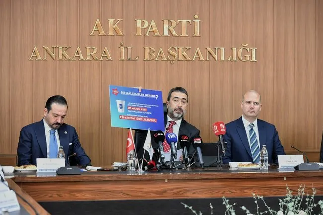 mansur-yavasa-bardak-ve-poset-tepkisi-159-milyonluk-ihale-bardagi-tasiran-son-damla-oldu-1747046254561.jpeg
