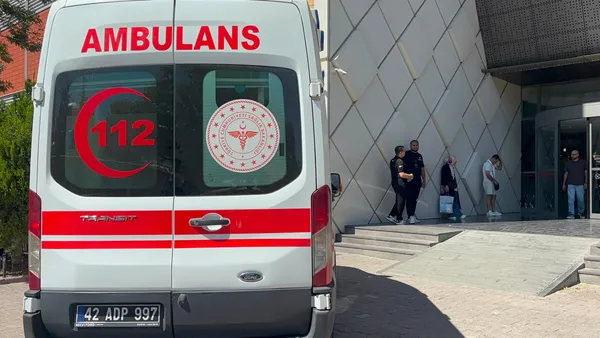 avmde-korkunc-cinayet-yemek-servisi-tartismasi-kanli-bitti-yakup-okutan-bicaklanarak-vahsice-katledildi-1786610358450.jpeg