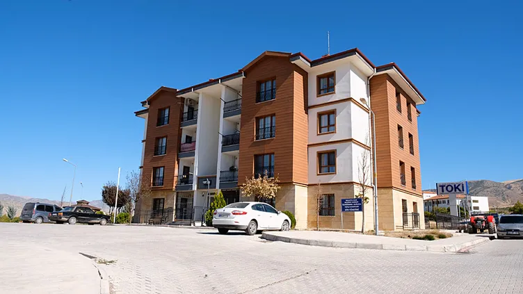 Bakan Kurum, ilçeden görüntüleri paylaştı: TOKİ ile Malatya Kale’de kale gibi konutlar yaptık