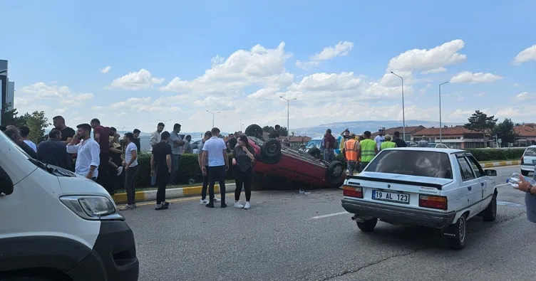 Çorum’da otomobil takla attı: 4 yaralı