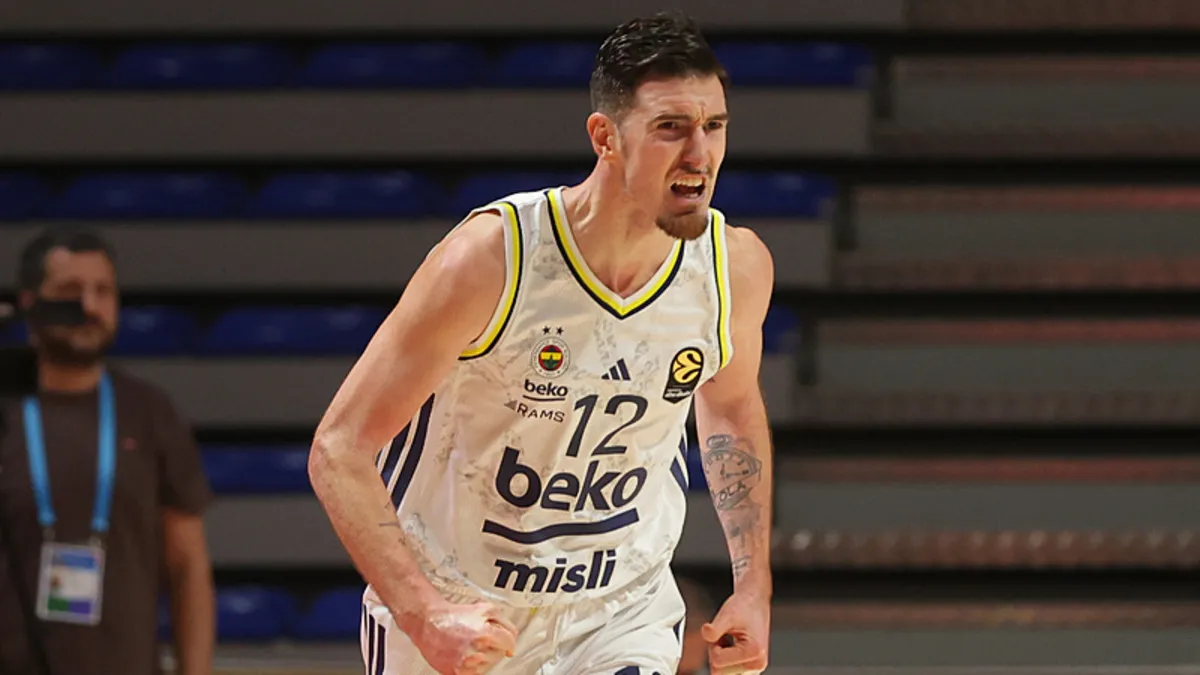 Fenerbahçe’den Nando De Colo açıklaması! Fenerbahçe’den Nando De Colo açıklaması!