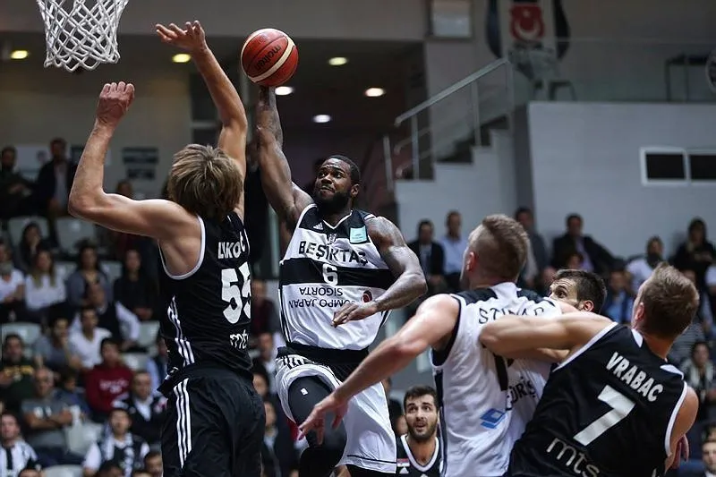 Beşiktaş, Partizan’ı rahat geçti - 1