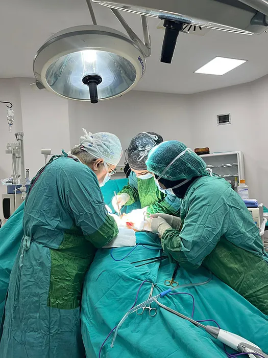 Doktorlar gözlerine inanamadı: Midesinden 1 kilo metal çıktı! İnşaat demiri bile var