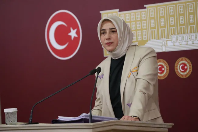 son-dakika-ak-parti-meclis-grup-yonetimi-belli-oldu-1685469994372.jpg