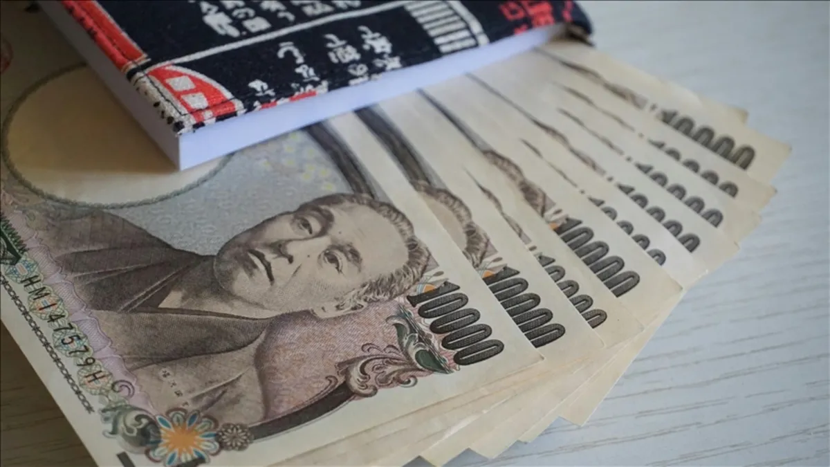 Japon yeni dolar karşısında değer kaybediyor