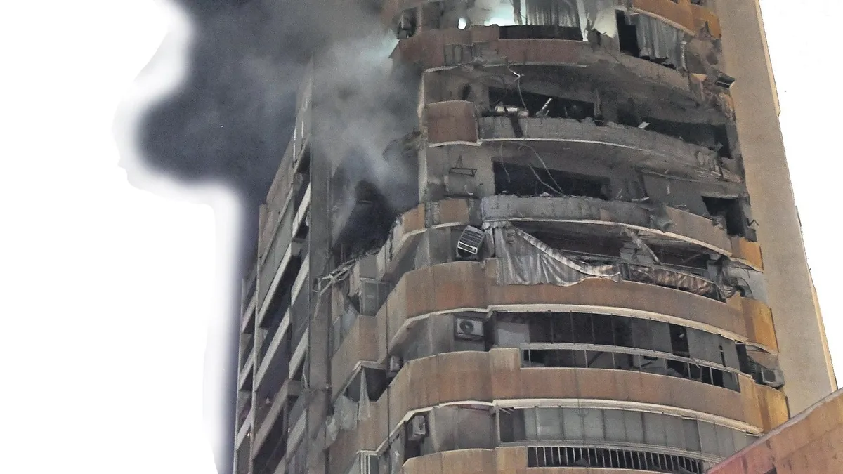 İsrail ordusu başkent Beyrut’ta binaları vuruyor İsrail ordusu başkent Beyrut’ta binaları vuruyor