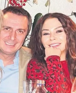 Eski eşinin arkadaşı ile aşk yaşıyor