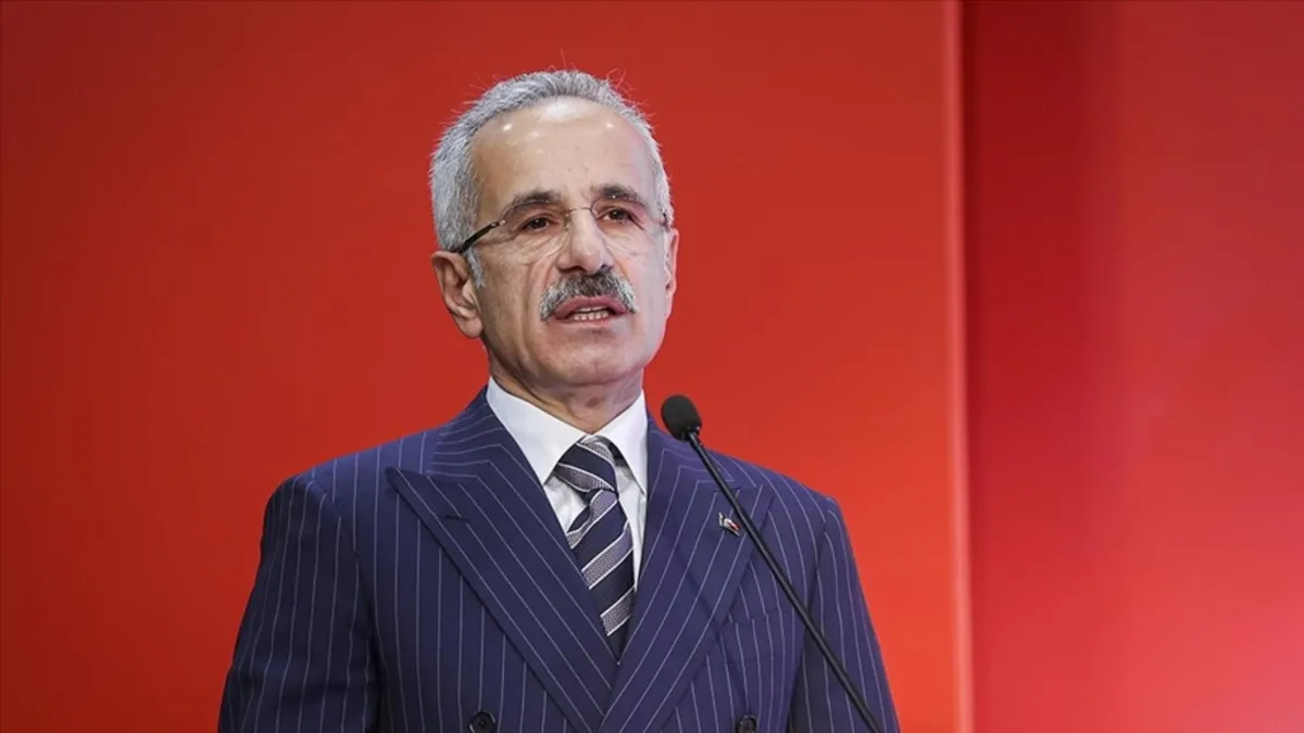 Bayram tedbirleri açıklandı! Bakan Uraloğlu açıkladı: O seferler ücretsiz olacak Bayram tedbirleri açıklandı! Bakan Uraloğlu açıkladı: O seferler ücretsiz olacak