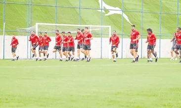 Ağır çalışmak zorundayız