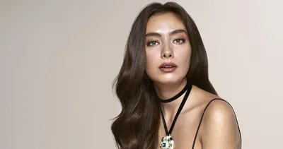 Sefirin Kızı Neslihan Atagül annesi ile şaşırttı! Neslihan Atagül’ün Rus annesini görenler söylemeden edemedi...