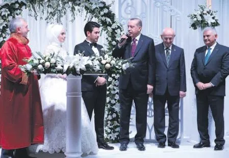 Cumhurbaşkanı Erdoğan: Değerlerimizi öğretmeyen eğitim başarısızdır - 1