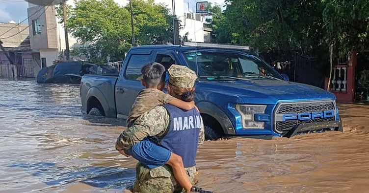 Meksika’da sel felaketi: Can kaybı 44’e yükseldi
