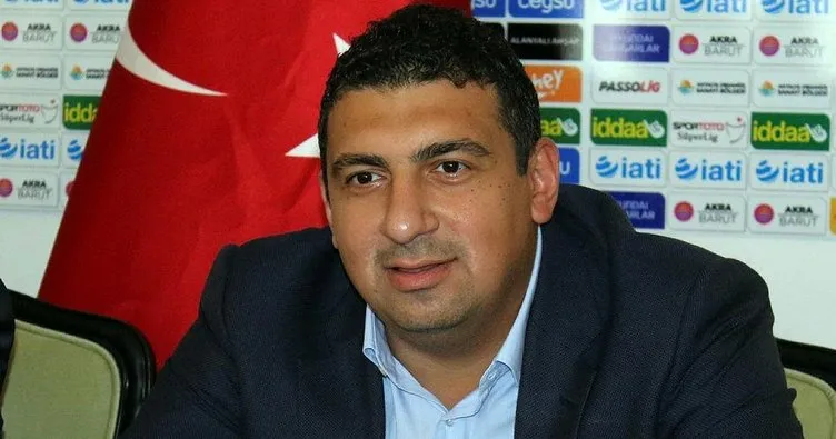 Antalyaspor’da Öztürk bıraktı