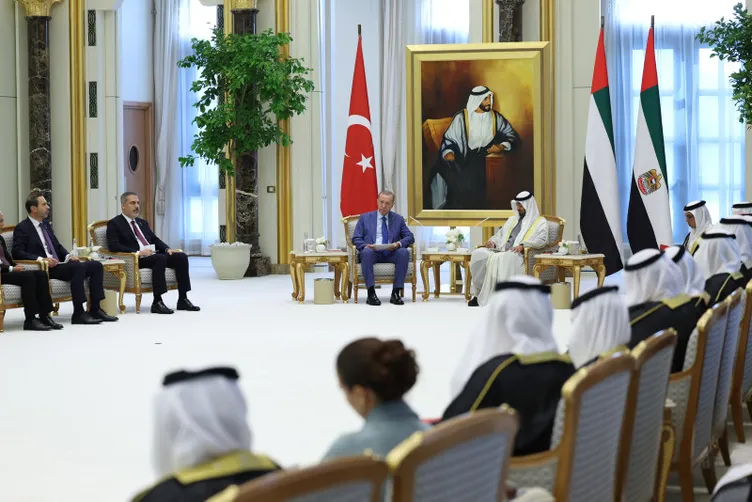 Türkiye ve BAE arasındaki dev anlaşma dünyada yankılandı! Madde madde detayları yazdılar...