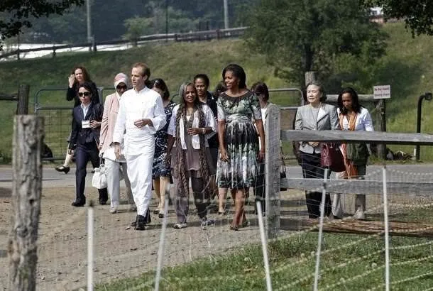 Michelle Obama Gül’ü organik çiftlikte ağırladı