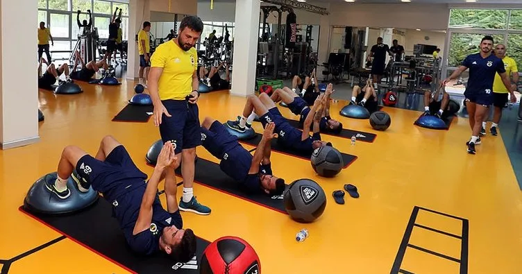 Fenerbahçe, Benfica maçı hazırlıkları sürüyor