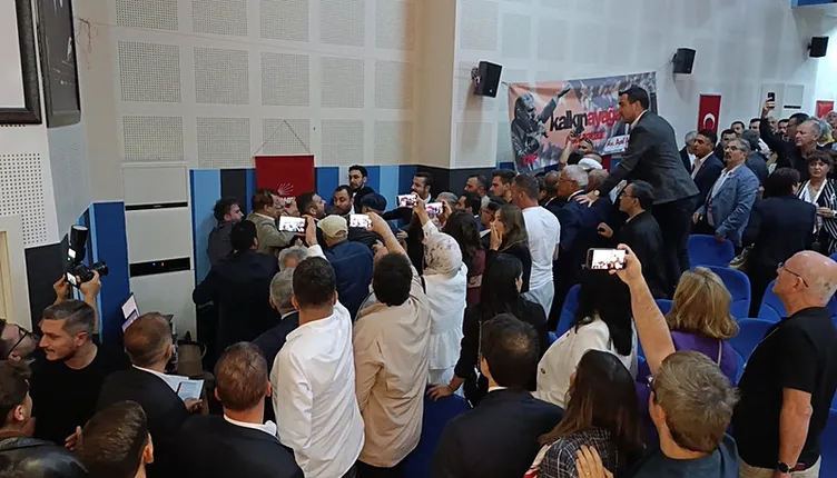 SON DAKİKA | CHP’de büyük tasfiye! Özgür Özel’in iç muhalefet operasyonu sürüyor