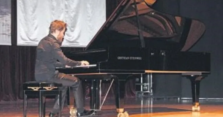 Burdur’da piyano konseri verildi