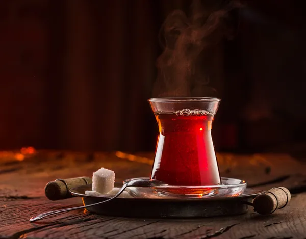 her-sabah-ictiginiz-cay-bakin-vucutta-ne-yapiyor-arastirmadan-dikkat-ceken-sonuclar-1787558102721.jpg