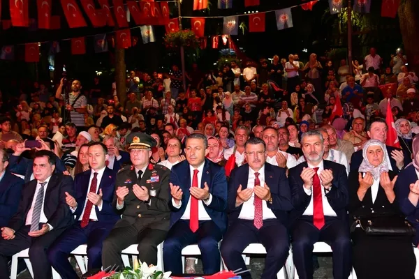 trabzonda-15-temmuz-sehitleri-dualarla-yad-edildi-1784143163591.jpeg