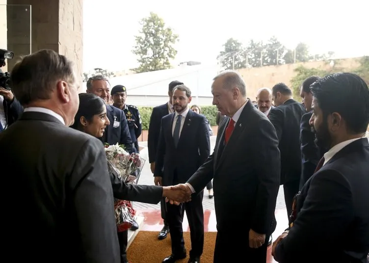 Başkan Erdoğan'a Pakistan'da coşkulu karşılama