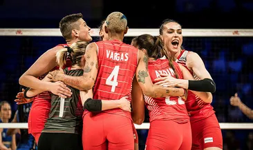 Son dakika: Türkiye İtalya’yyı set vermeden geçti! Filenin Sultanları yarı finalde...