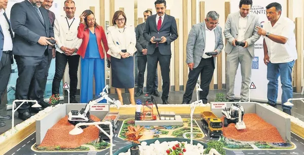 baskan-sahinin-vizyonu-gaziantepin-gelecegini-sekillendiriyor-1788203785373.jpeg