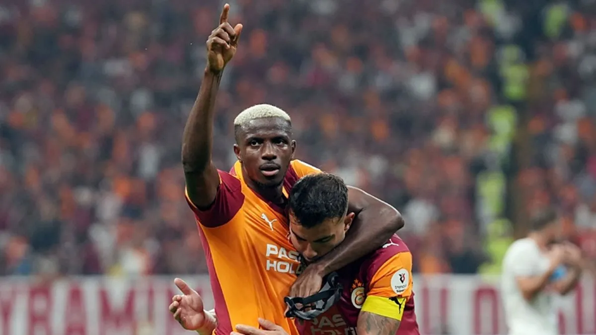 Victor Osimhen Frankfurt maçında oynayacak mı? Okan Buruk ile görüştü