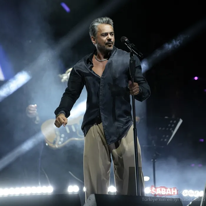 Şarkıcı Emre Altuğ’dan bomba itiraf! ‘Son 10 yılım çok zor geçti’