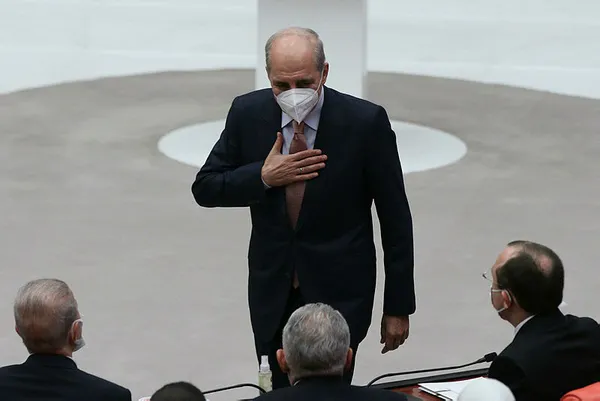 son-dakika-ak-partiden-erken-secim-aciklamasi-1607413451842.jpg Son dakika: AK Parti'den Meclis'te erken seçim açıklaması!