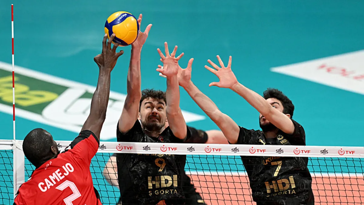 Galatasaray HDI Sigorta deplasmanda kayıp Galatasaray HDI Sigorta deplasmanda kayıp