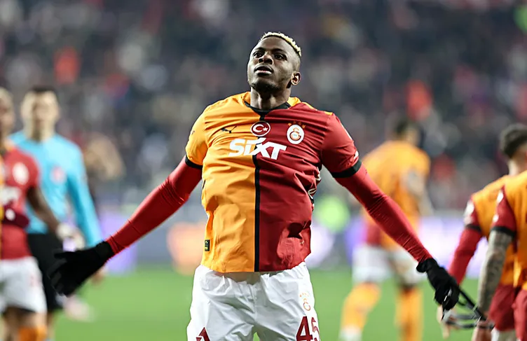 Galatasaray’da Victor Osimhen gerçeği! Menajeriyle yaptığı görüşmeye SABAH Spor ulaştı...